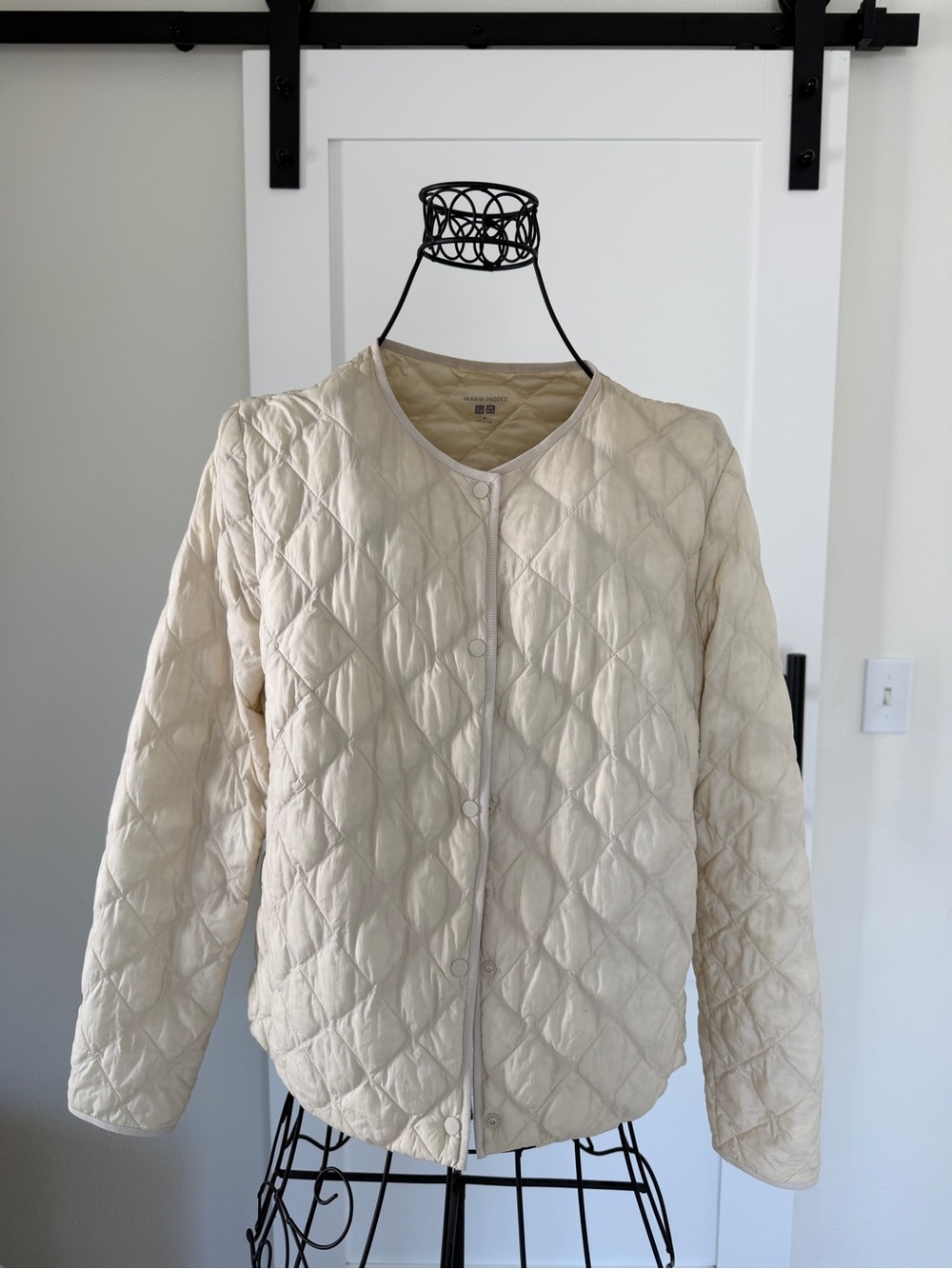 Uniqlo Women's Light Cream Quilted Snap Jacket